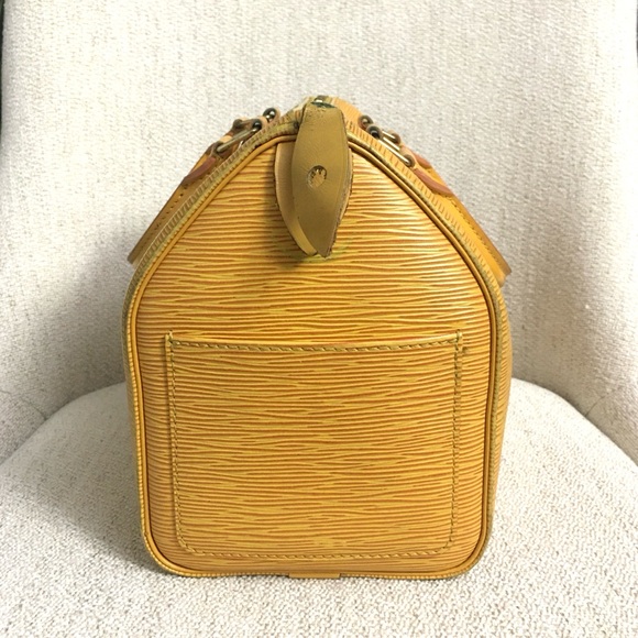Authentic Louis Vuitton Speedy 25 bag yellow Epi leather - Picture 8 of 16